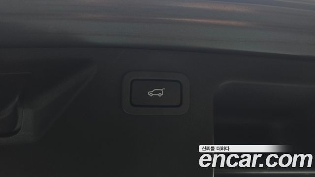 Land Rover Discovery Sport 2018 — photo 27