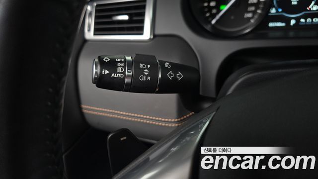 Land Rover Discovery Sport 2018 — photo 29