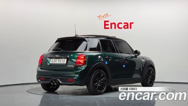 Mini Cooper 2015 — photo 2