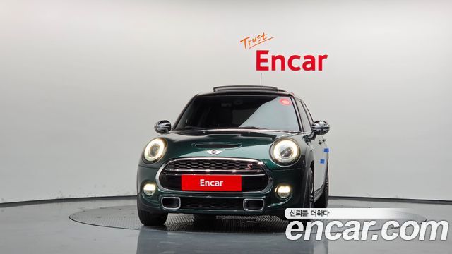 Mini Cooper 2015 — photo 3