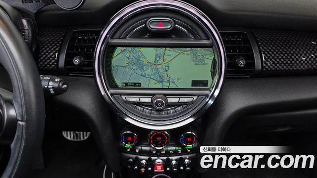 Mini Cooper 2015 — photo 14