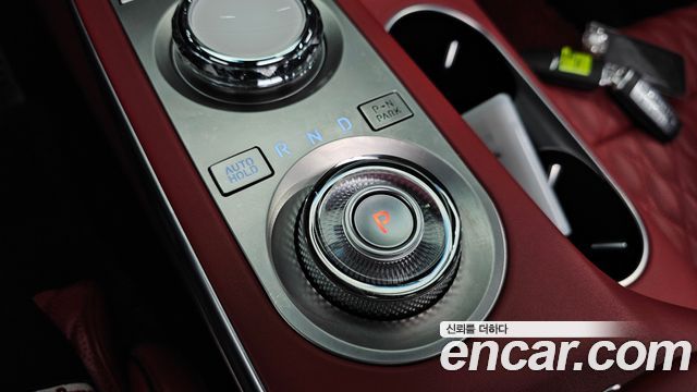 Genesis GV70 2021 — photo 9