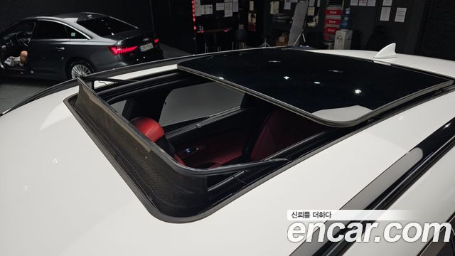 Genesis GV70 2021 — photo 19