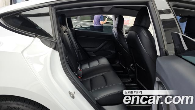 Tesla Model 3 2021 — photo 18