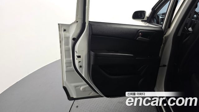 KG Mobility KORANDO 2017 — photo 15