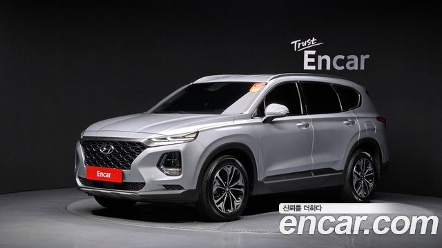 Hyundai Santafe 2019 — photo 1