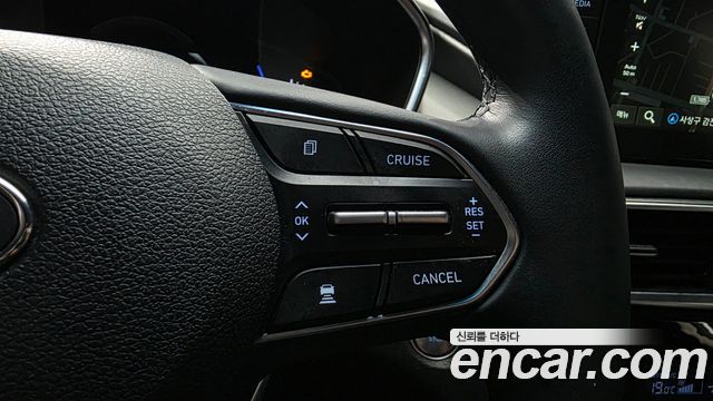 Hyundai Santafe 2019 — photo 22