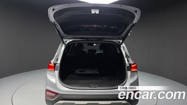 Hyundai Santafe 2019 — photo 26