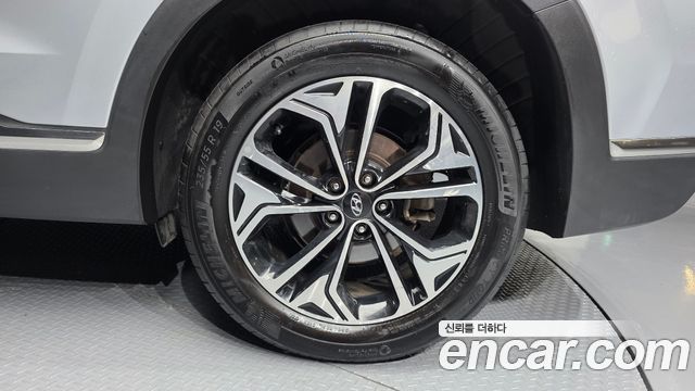 Hyundai Santafe 2019 — photo 7