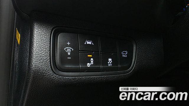 Hyundai Santafe 2019 — photo 27