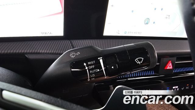 Kia EV6 2023 — photo 27