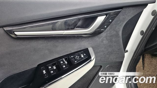 Kia EV6 2023 — photo 28