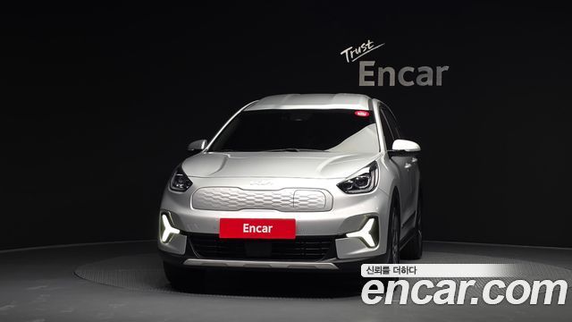 Kia Niro 2023 — photo 3