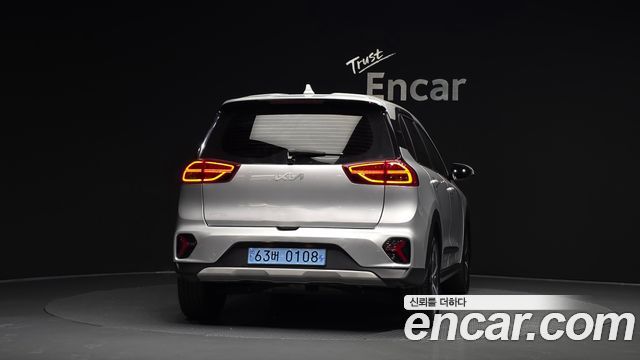 Kia Niro 2023 — photo 4