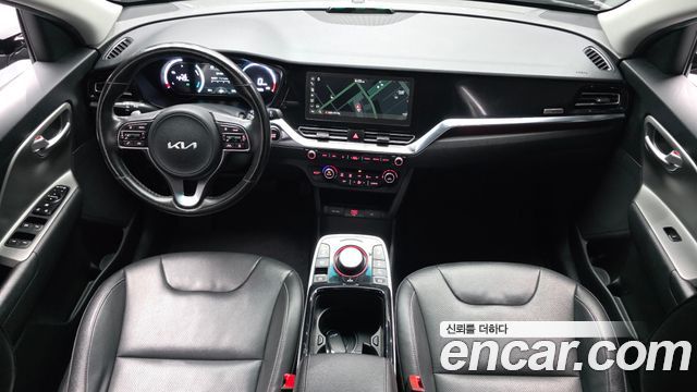 Kia Niro 2023 — photo 10