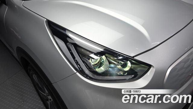 Kia Niro 2023 — photo 8