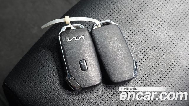Kia K3 2023 — photo 19