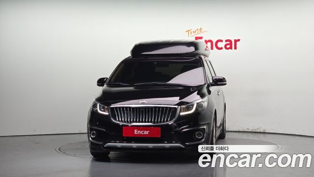Kia Canival 2018 — photo 3