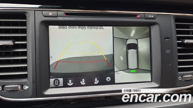 Kia Canival 2018 — photo 16