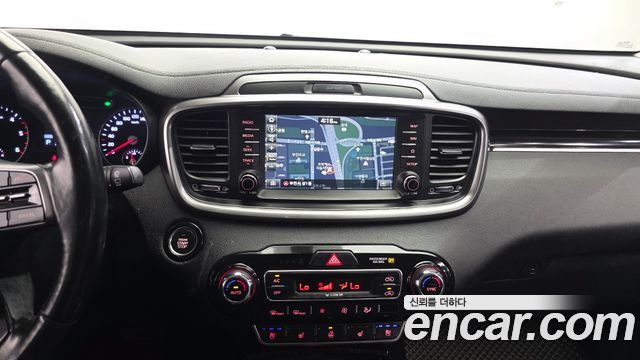 Kia Sorento 2019 — photo 20