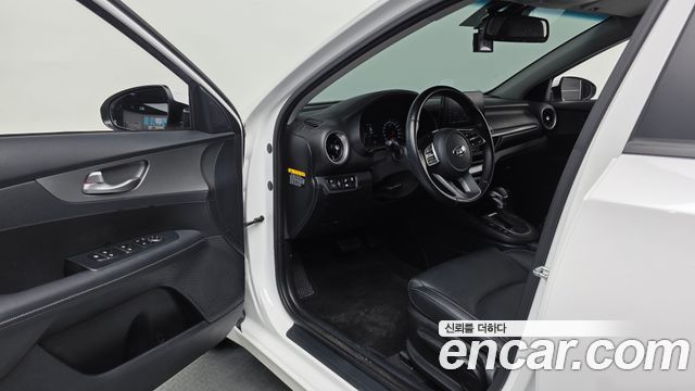 Kia K3 2019 — photo 13