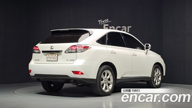 Lexus RX 2010 — photo 2