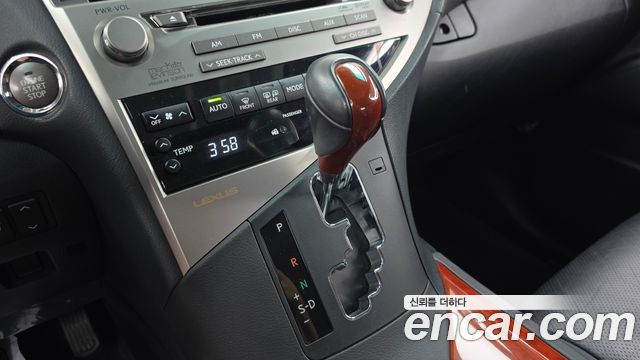 Lexus RX 2010 — photo 9