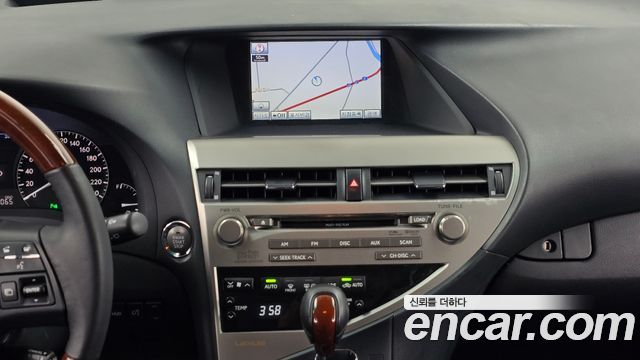 Lexus RX 2010 — photo 14