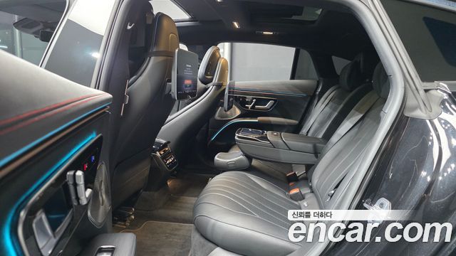 Mercedes-Benz EQS 2022 — photo 17