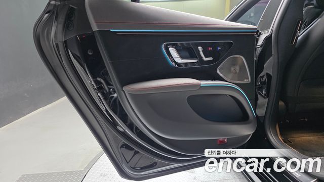 Mercedes-Benz EQS 2022 — photo 15