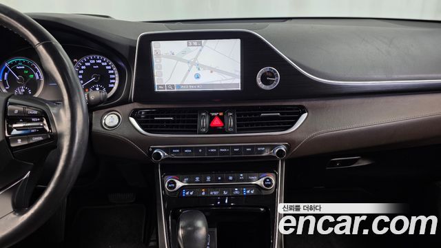 Hyundai Grandeur 2018 — photo 14
