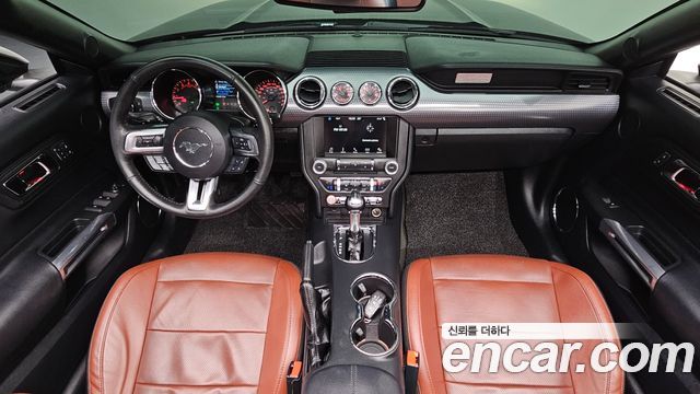Ford Mustang 2017 — photo 10