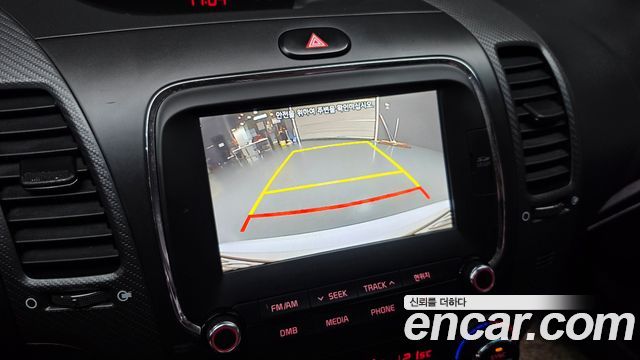 Kia K3 2017 — photo 15