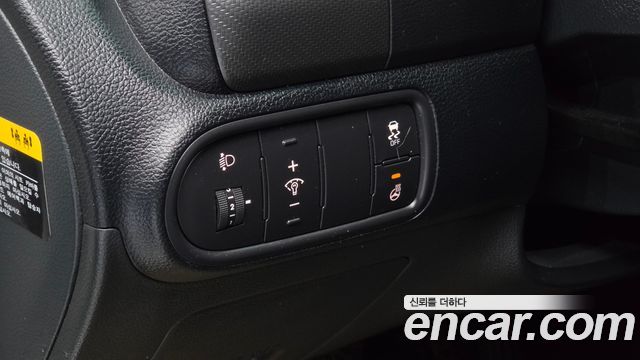 Kia K3 2017 — photo 16