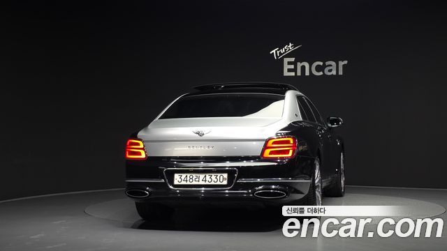 Bentley Flying Spur 2020 — photo 4