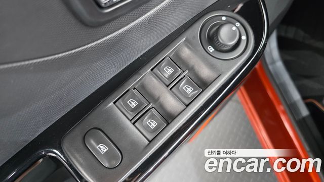 Renault Korea QM3 2014 — photo 12