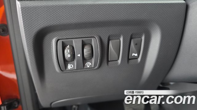 Renault Korea QM3 2014 — photo 13