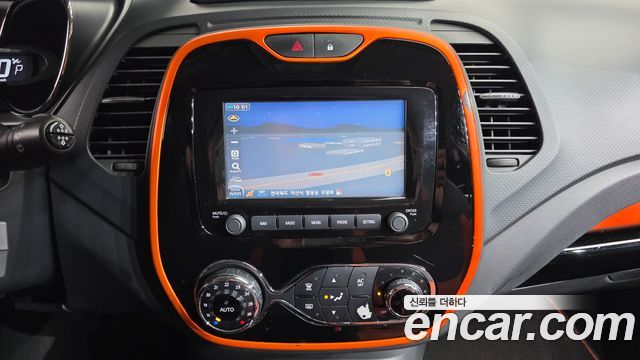 Renault Korea QM3 2014 — photo 15