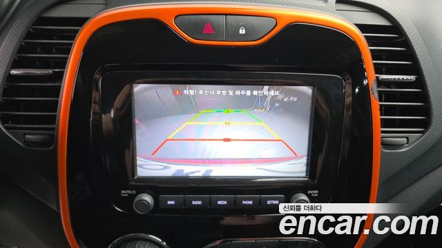 Renault Korea QM3 2014 — photo 16