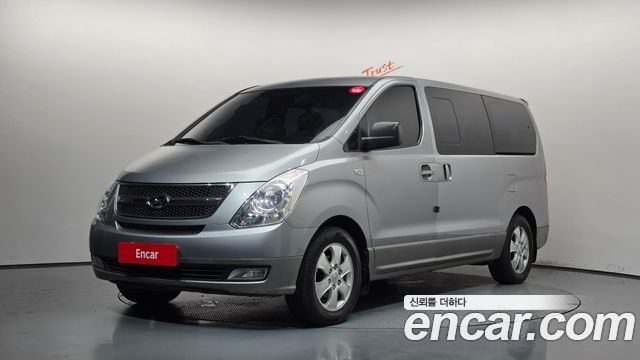 Hyundai Starex 2011 — photo 1