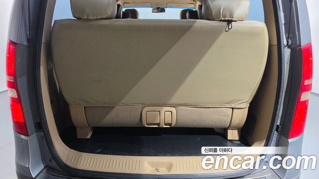 Hyundai Starex 2011 — photo 20