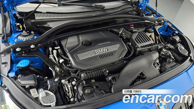 BMW 1-Series 2023 — photo 6