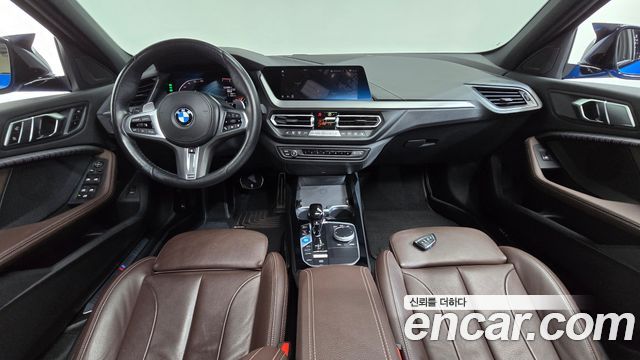 BMW 1-Series 2023 — photo 7