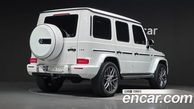 Mercedes-Benz G-Class 2023 — photo 2