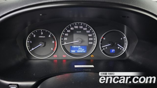 Hyundai Starex 2019 — photo 8