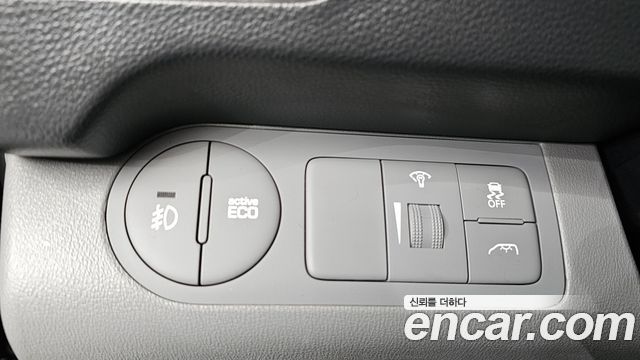 Hyundai Starex 2019 — photo 12