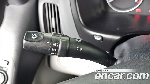 Hyundai Starex 2019 — photo 13