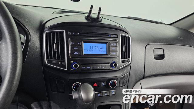Hyundai Starex 2019 — photo 15