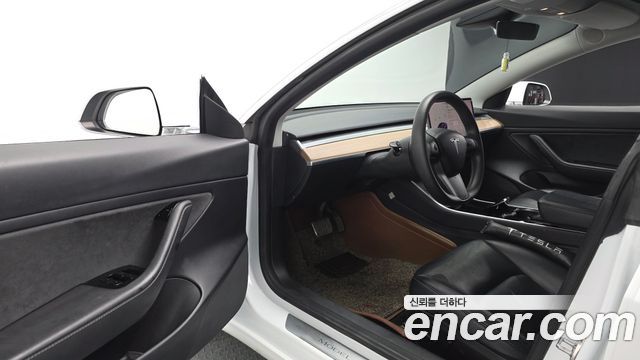 Tesla Model 3 2020 — photo 13