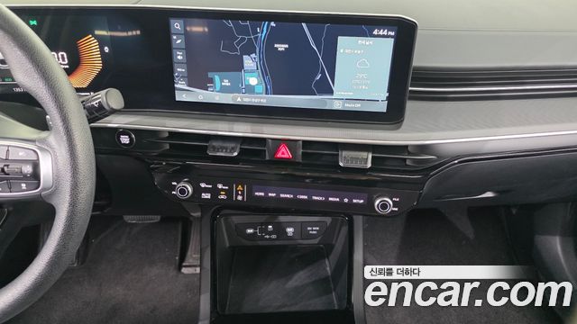 Kia K5 2024 — photo 20